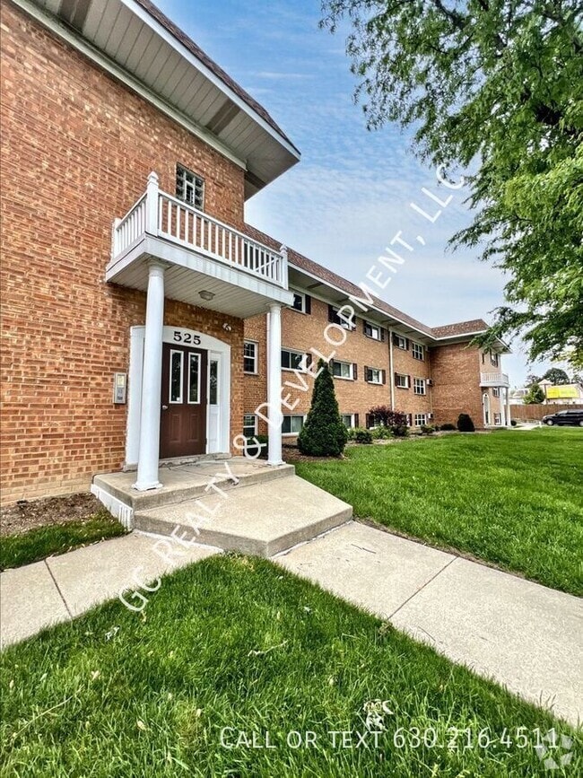 Building Photo - 525 Highview Ave Unit Apt 205