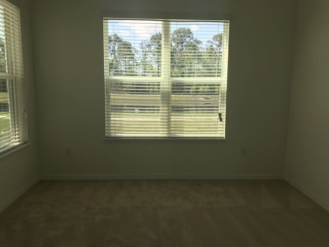 Photo - LARGE BRAND NEW 4 Bedroom in Windermere !!! Close to DISNEY! TOP SCHOOL!!