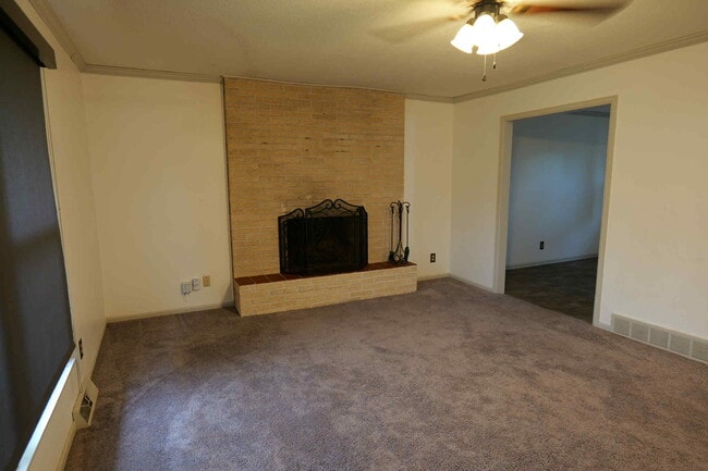 Photo - 5018 Rosehill Dr