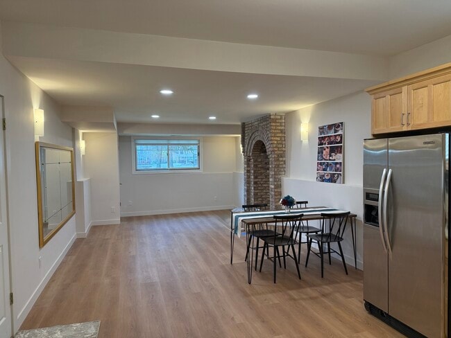 944 Williamstown Ct Unit 944