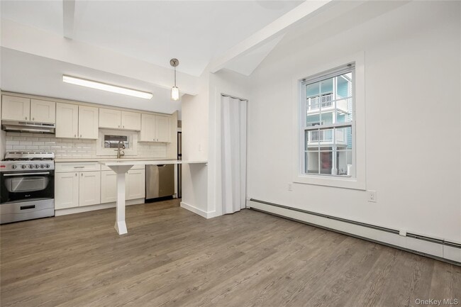 Photo - 195 Oceanview Ave