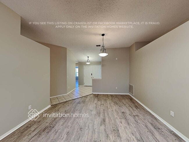 Photo - 11252 Stoney Point Ln W