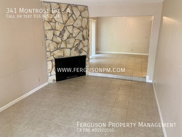 Photo - 341 Montrose Dr