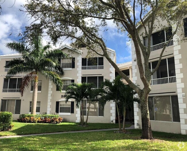 Building Photo - 2861 N Oakland Forest Dr Unit 306 Rental