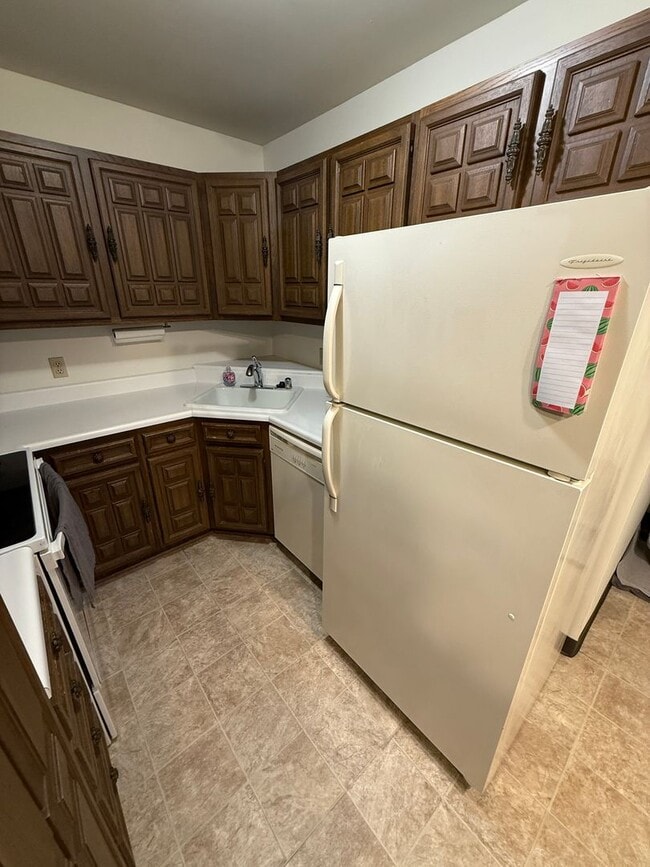 Photo - 425 E Henry Clay St Unit 425 E. Henry Clay St. #205