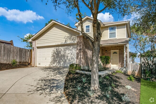 Building Photo - 3 Bedroom/2 Bath Rockwell Village Subdivision Rental
