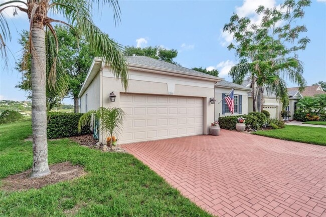 Photo - 2500 Castle Pines St