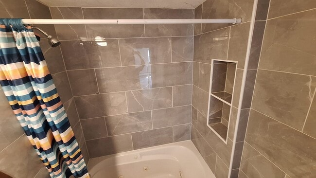 Photo - 5 Kenmar Dr Unit 7