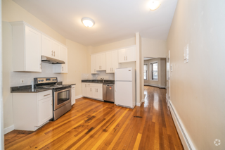 Building Photo - 1728 Beacon St Rental