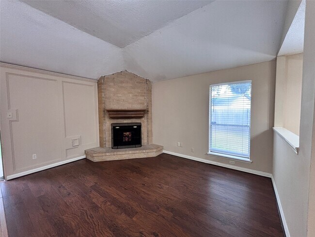 Photo - 15231 Cabots Landing Dr