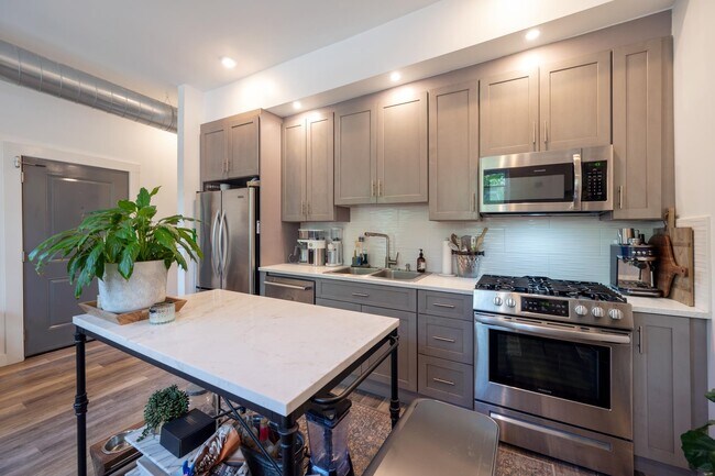 Photo - 246 Pine St Unit 1