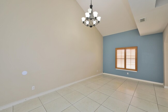 Photo - 510 Shiloh Dr Unit 704