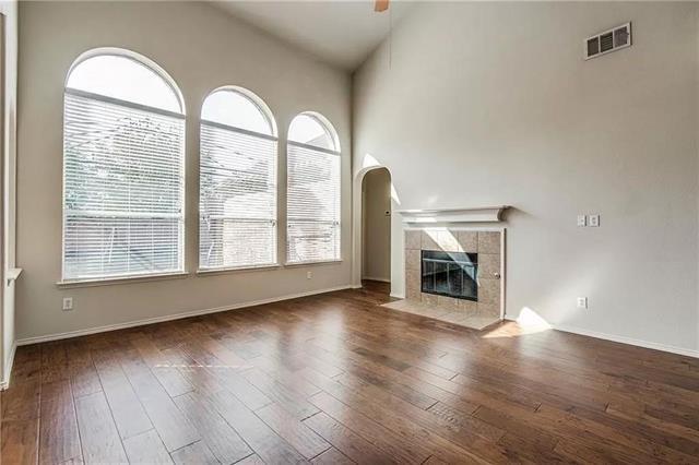 Photo - 5529 Crimson Oaks Dr