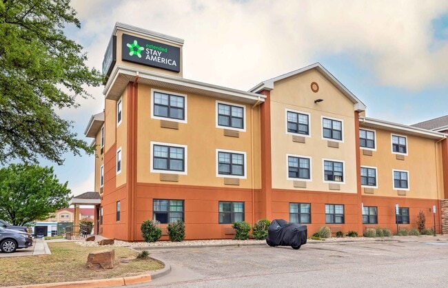 Furnished Studio-Waco - Woodway