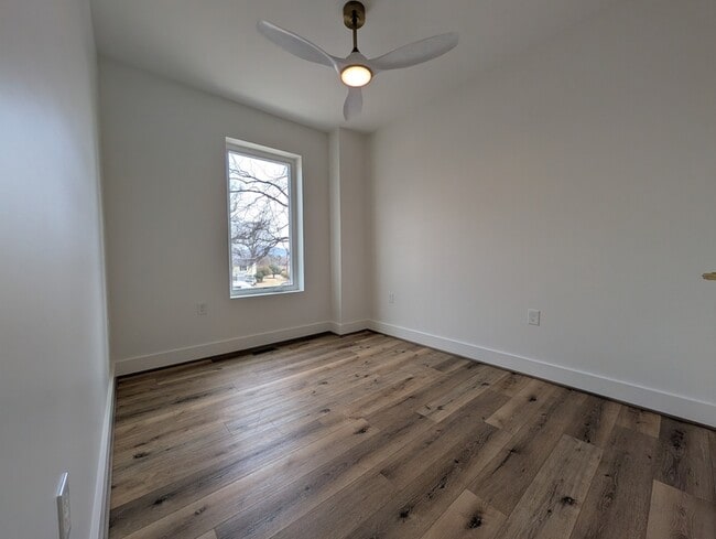 Photo - 5900 Fort Ave