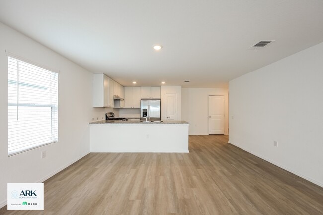 Photo - 11915 Cink Dr