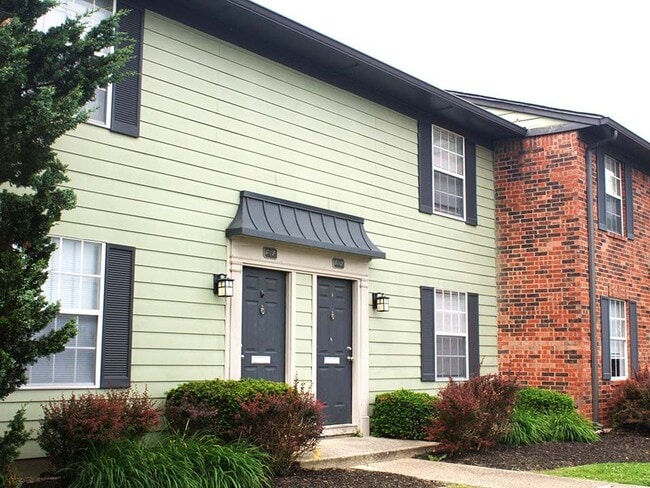 Pavilion Lakes Apartments