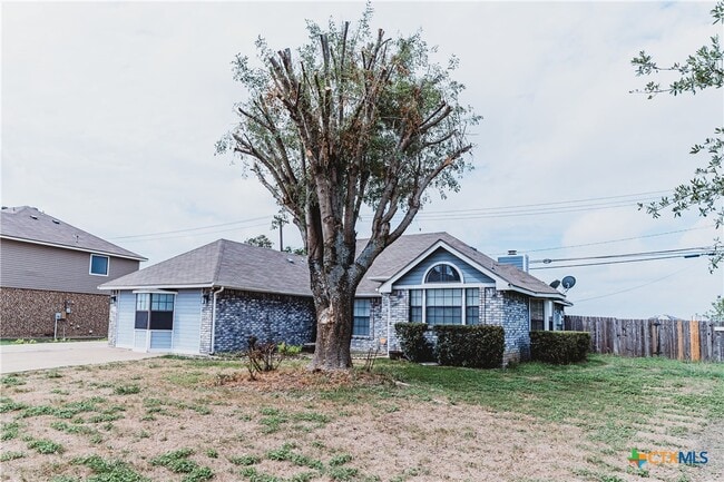 Photo - 2314 Skipcha Dr