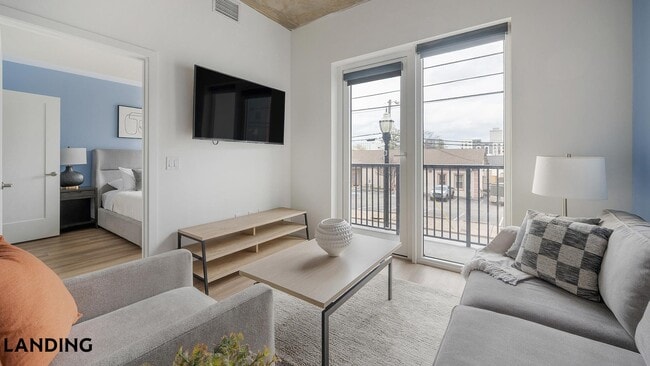 Photo - 1801 Patterson St Unit 322