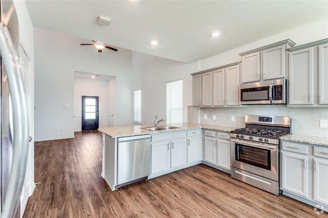 Building Photo - 18414 Hilltop Climb Dr Rental