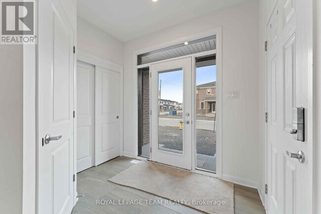 Photo - 623 Idyllic Ter