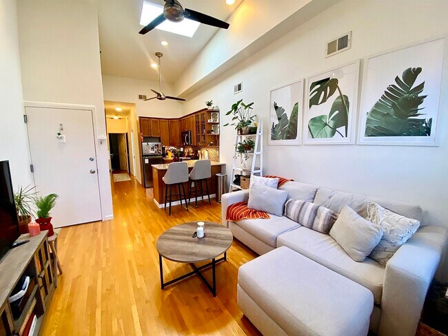 Photo - 123 Washington St Unit 4R