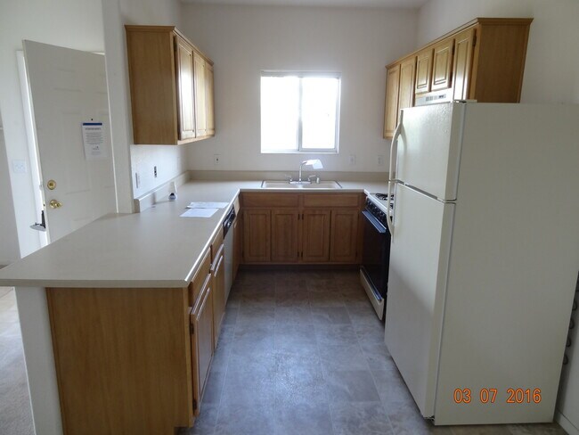 Photo - 5655 E Sahara Ave Unidad 2026