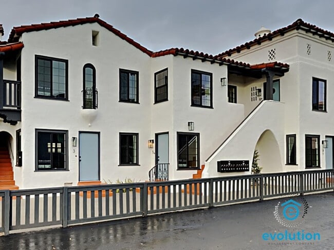 Building Photo - 3831-3835 3rd Avenue - 3835 3rd Ave Apt 6