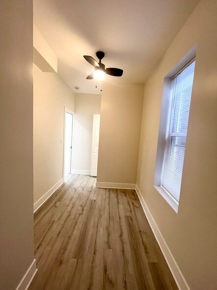 Photo - 3221 S May St Unit 2F