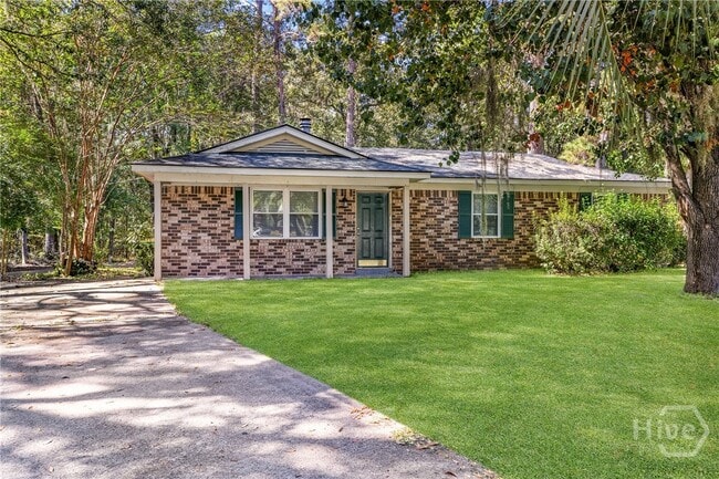 Photo - 615 W Tietgen St