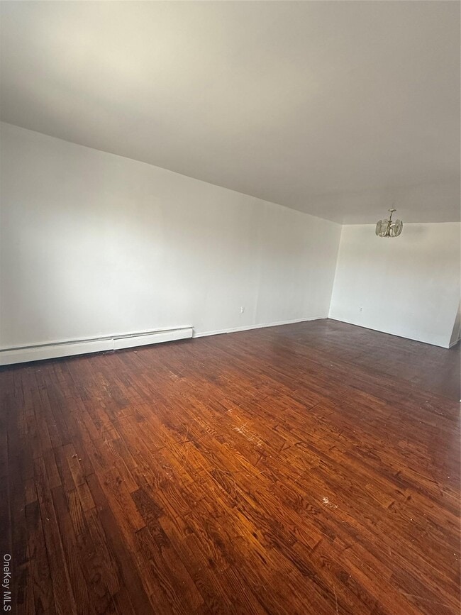 Photo - 259-54 Craft Ave