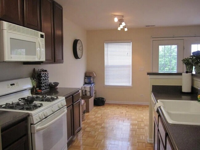 2349 Croydon Pl