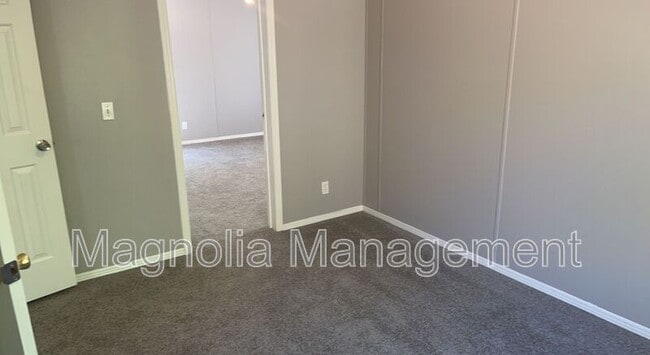 Photo - 7101 Mountain Rd