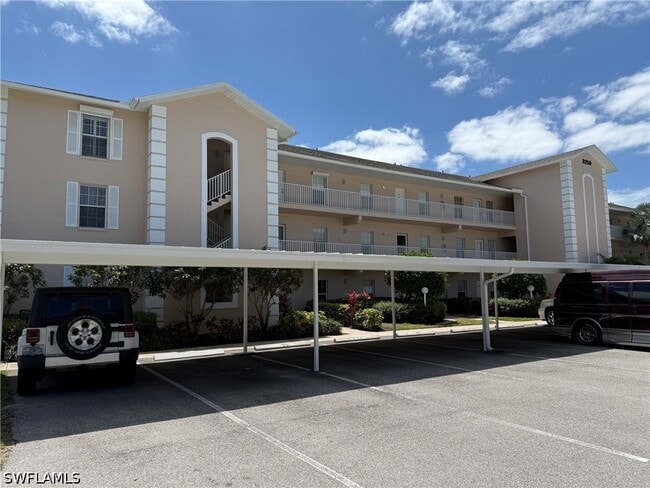 Building Photo - 3250 Cypress Glen Way Unit 422