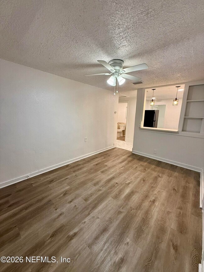 Photo - 9554 Ridge Blvd