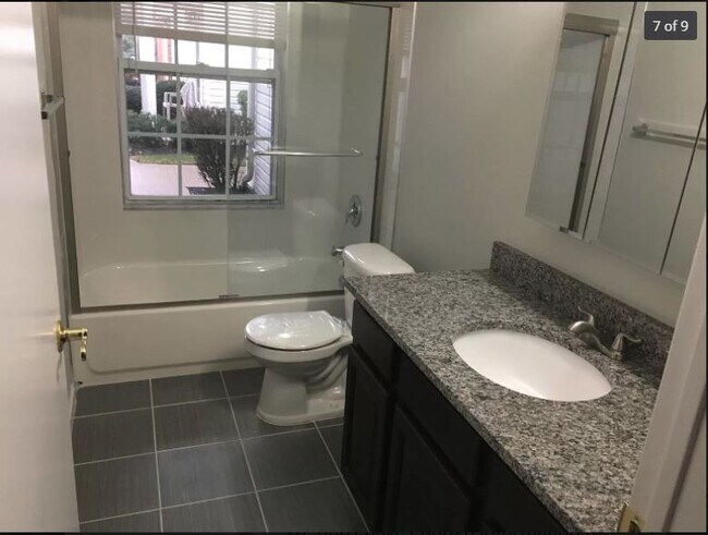 Photo - 1406 Plymouth Rd Unit 1406