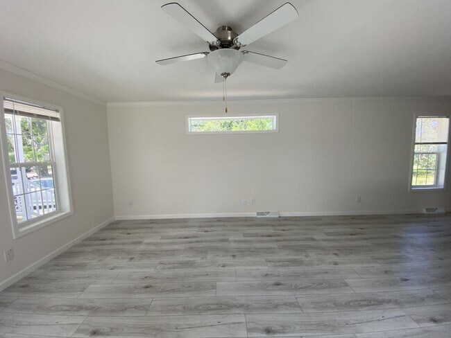4 Grouse Ct