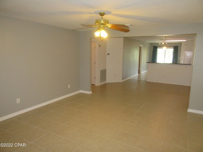 Photo - 3115 Meadow St