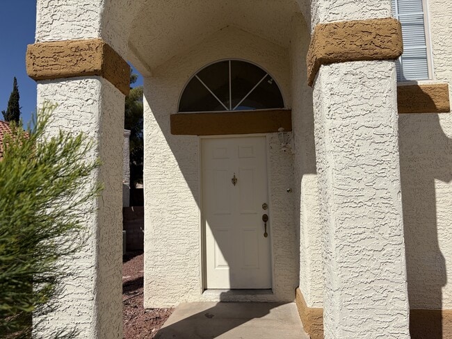 Photo - 2713 Brienza Way