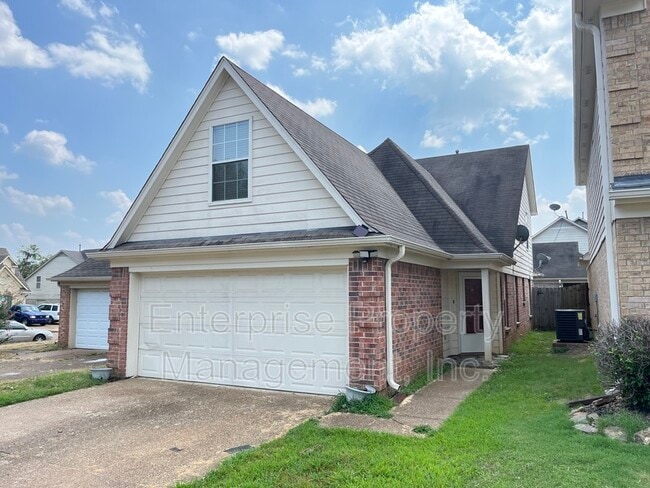 Photo - 9221 Lazzini Cove