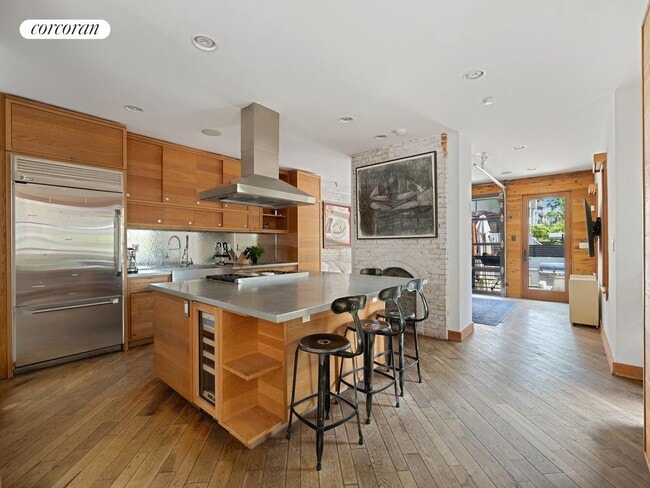 Photo - 7807 Ridge Blvd