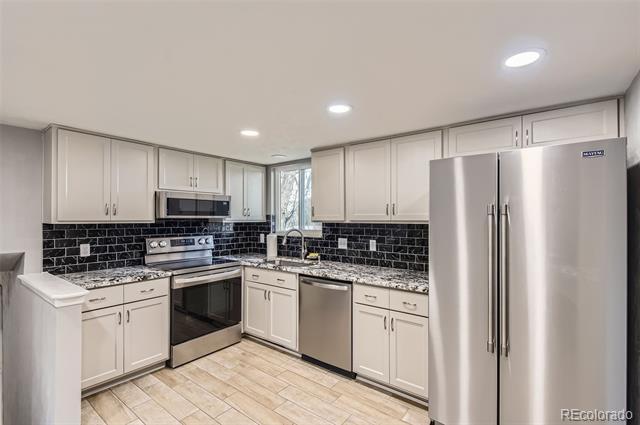 Photo - 4733 S Willow St