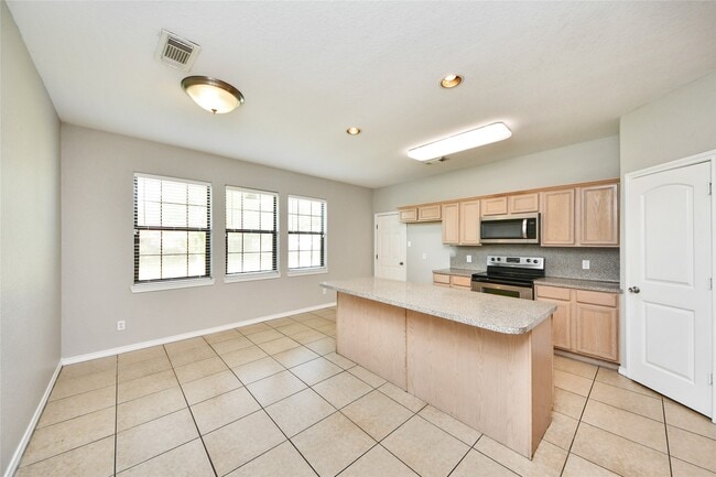 Photo - 11004 San Jacinto Dr