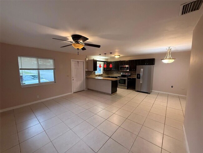 Photo - 5620 NE 2nd Terrace