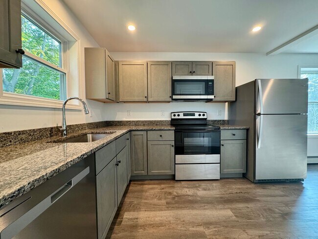 Photo - 116-118 Seavey Street Unidad 116