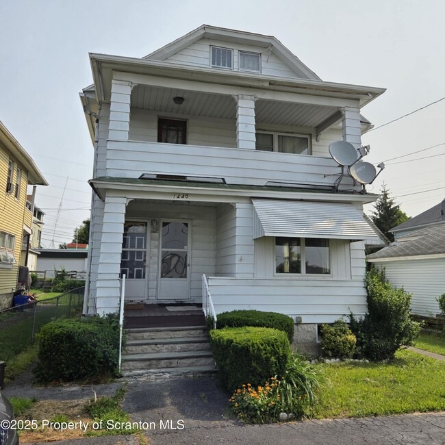 Photo - 1440 Thackery St Apartment