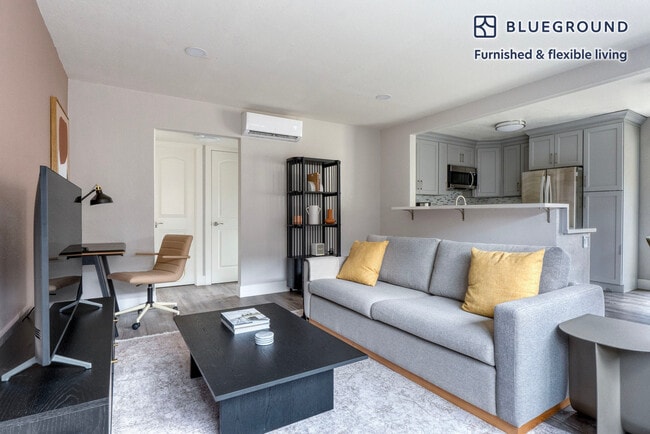 Photo - 906 Burbank Dr Unidad FL2-ID1486