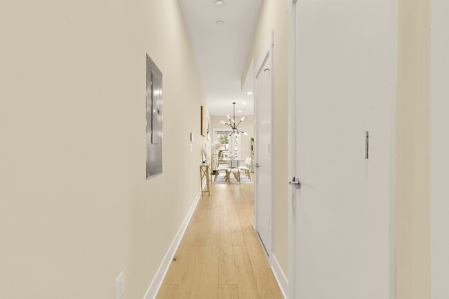 Photo - 822 Kennedy St NW