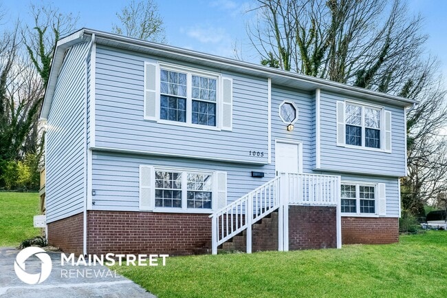 Photo - 1005 N Jackson Ave