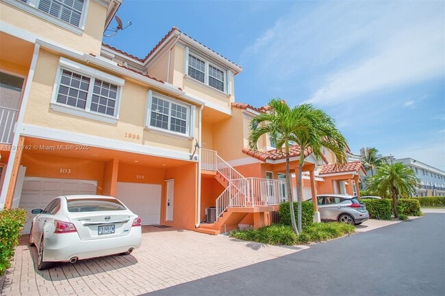 Photo - 1998 NE 7th St